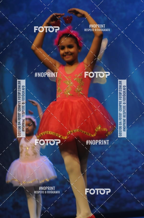 Buy your photos of the eventJardim Secreto - Espetaculo de Dana on Fotop