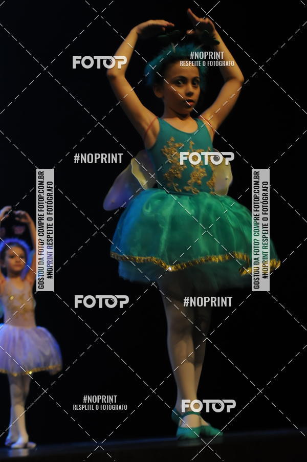 Buy your photos of the eventJardim Secreto - Espetaculo de Dana on Fotop