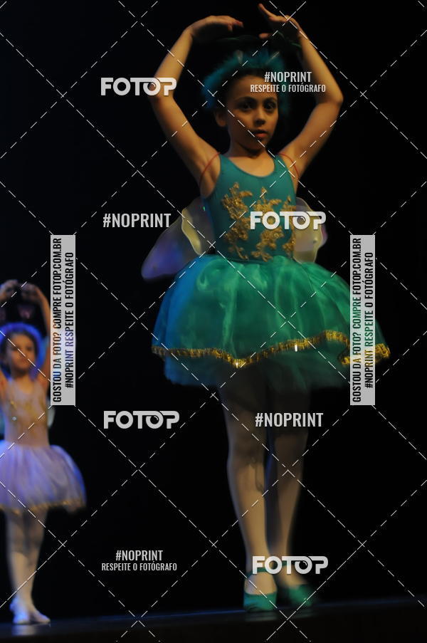 Buy your photos of the eventJardim Secreto - Espetaculo de Dana on Fotop