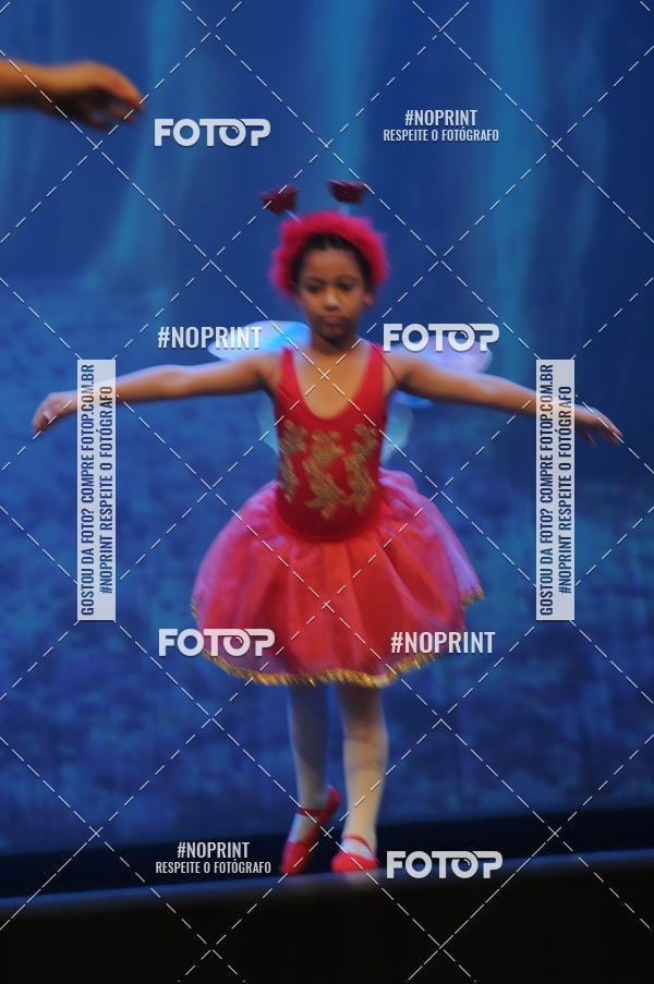 Buy your photos of the eventJardim Secreto - Espetaculo de Dana on Fotop