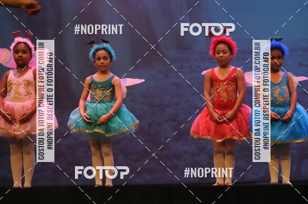 Buy your photos of the eventJardim Secreto - Espetaculo de Dana on Fotop