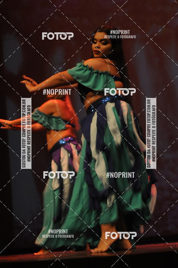 Buy your photos of the eventJardim Secreto - Espetaculo de Dana on Fotop