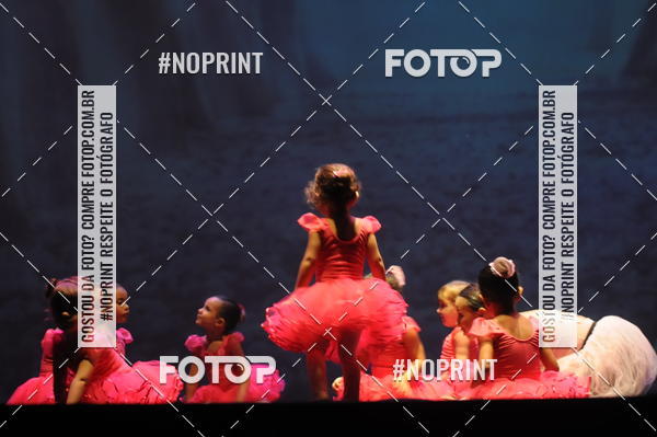 Buy your photos of the eventJardim Secreto - Espetaculo de Dana on Fotop