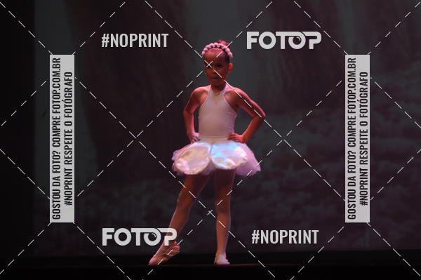 Buy your photos of the eventJardim Secreto - Espetaculo de Dana on Fotop