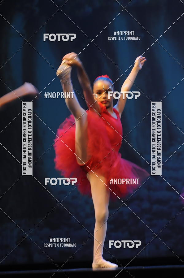 Buy your photos of the eventJardim Secreto - Espetaculo de Dana on Fotop