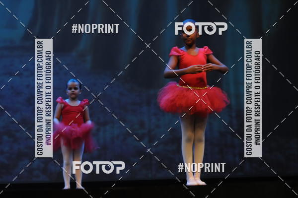 Buy your photos of the eventJardim Secreto - Espetaculo de Dana on Fotop