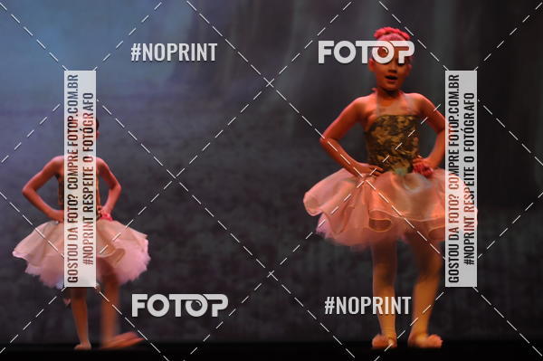 Buy your photos of the eventJardim Secreto - Espetaculo de Dana on Fotop