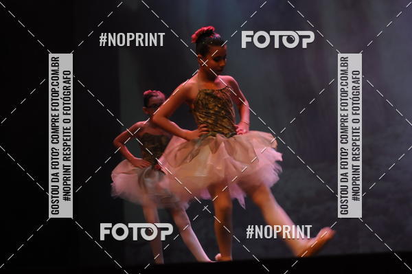 Buy your photos of the eventJardim Secreto - Espetaculo de Dana on Fotop