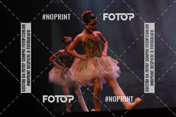 Buy your photos of the eventJardim Secreto - Espetaculo de Dana on Fotop