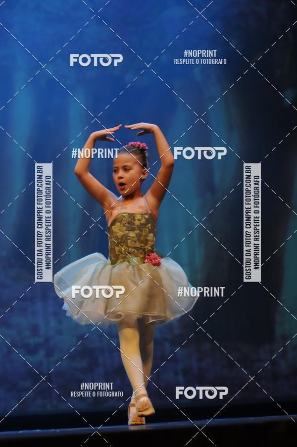 Buy your photos of the eventJardim Secreto - Espetaculo de Dana on Fotop