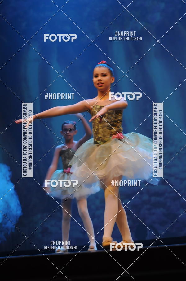 Buy your photos of the eventJardim Secreto - Espetaculo de Dana on Fotop