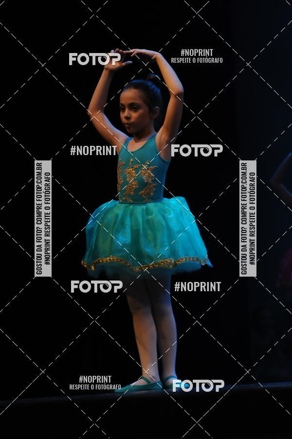 Buy your photos of the eventJardim Secreto - Espetaculo de Dana on Fotop