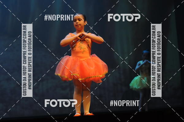 Buy your photos of the eventJardim Secreto - Espetaculo de Dana on Fotop