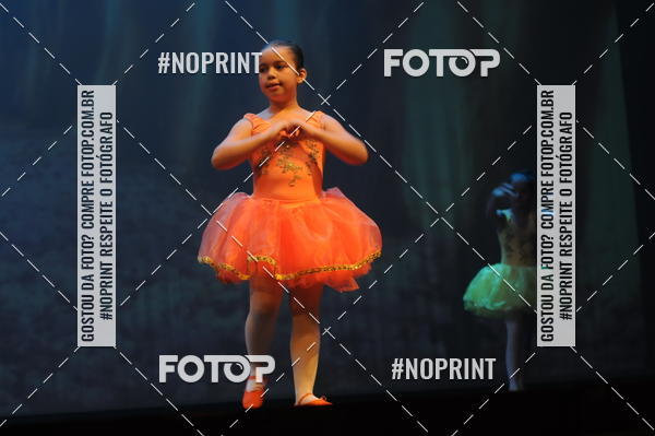 Buy your photos of the eventJardim Secreto - Espetaculo de Dana on Fotop