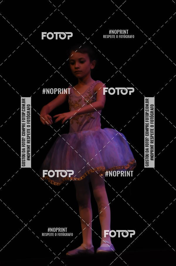 Buy your photos of the eventJardim Secreto - Espetaculo de Dana on Fotop