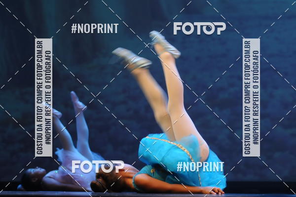 Buy your photos of the eventJardim Secreto - Espetaculo de Dana on Fotop