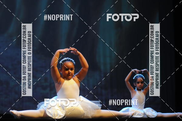 Buy your photos of the eventJardim Secreto - Espetaculo de Dana on Fotop