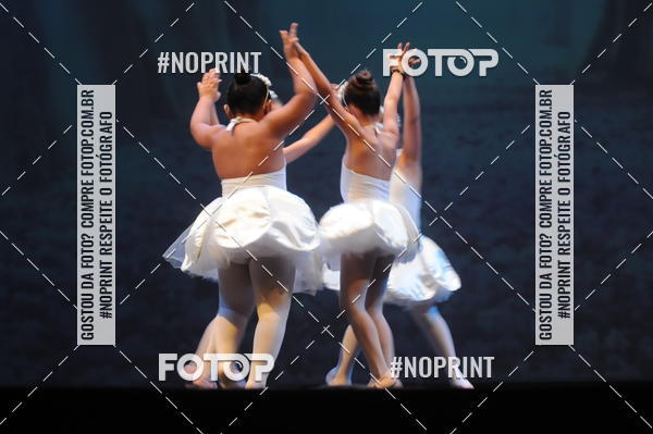 Buy your photos of the eventJardim Secreto - Espetaculo de Dana on Fotop