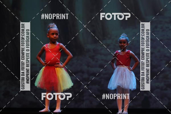 Buy your photos of the eventJardim Secreto - Espetaculo de Dana on Fotop