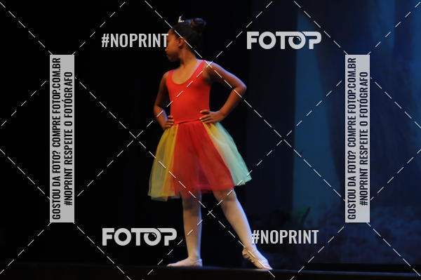 Buy your photos of the eventJardim Secreto - Espetaculo de Dana on Fotop