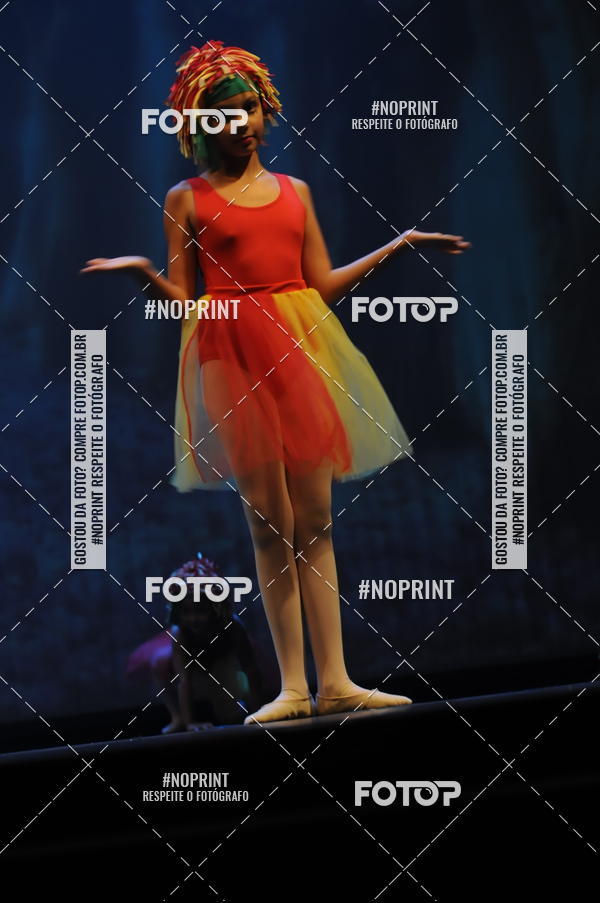 Buy your photos of the eventJardim Secreto - Espetaculo de Dana on Fotop