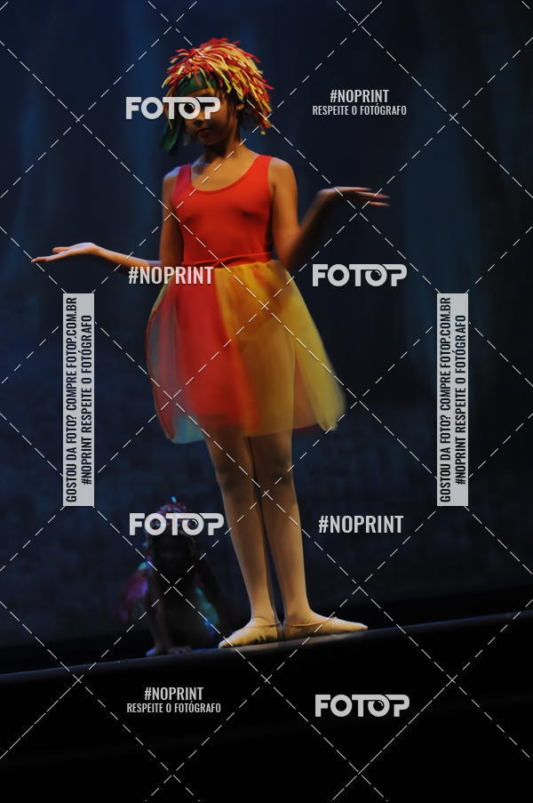 Buy your photos of the eventJardim Secreto - Espetaculo de Dana on Fotop