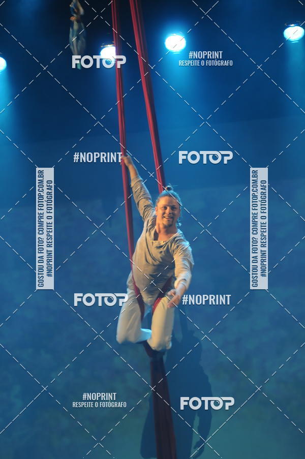 Buy your photos of the eventJardim Secreto - Espetaculo de Dana on Fotop