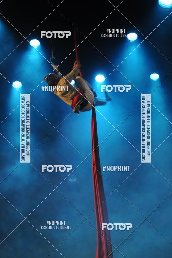 Buy your photos of the eventJardim Secreto - Espetaculo de Dana on Fotop