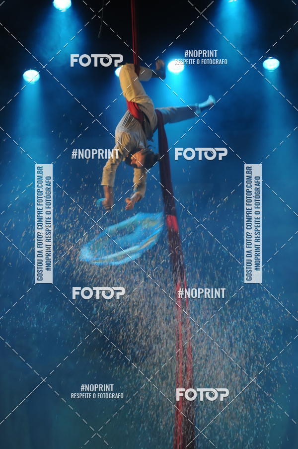 Buy your photos of the eventJardim Secreto - Espetaculo de Dana on Fotop