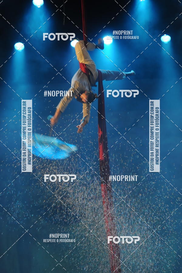 Buy your photos of the eventJardim Secreto - Espetaculo de Dana on Fotop