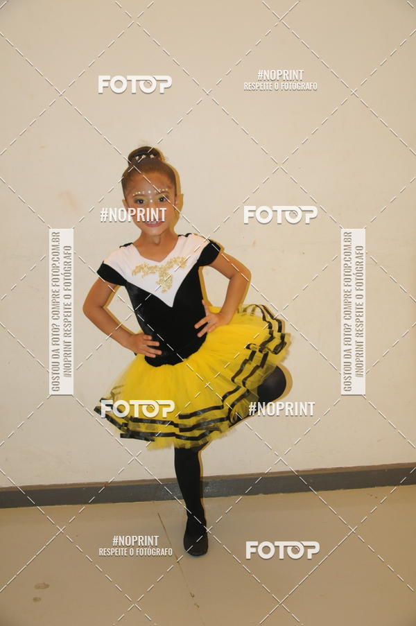 Buy your photos of the eventJardim Secreto - Espetaculo de Dana on Fotop