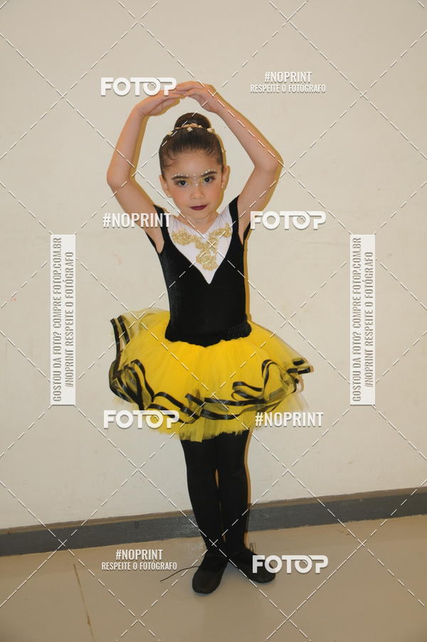 Buy your photos of the eventJardim Secreto - Espetaculo de Dana on Fotop