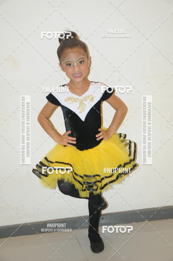 Buy your photos of the eventJardim Secreto - Espetaculo de Dana on Fotop