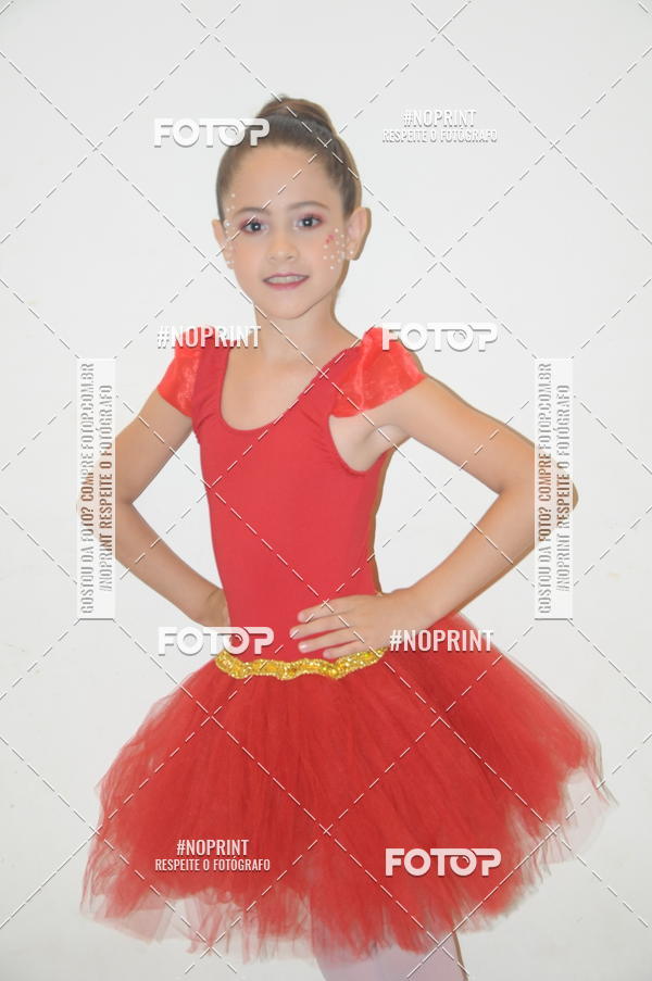 Buy your photos of the eventJardim Secreto - Espetaculo de Dana on Fotop