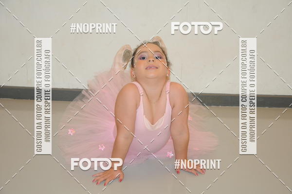 Buy your photos of the eventJardim Secreto - Espetaculo de Dana on Fotop