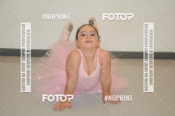 Buy your photos of the eventJardim Secreto - Espetaculo de Dana on Fotop