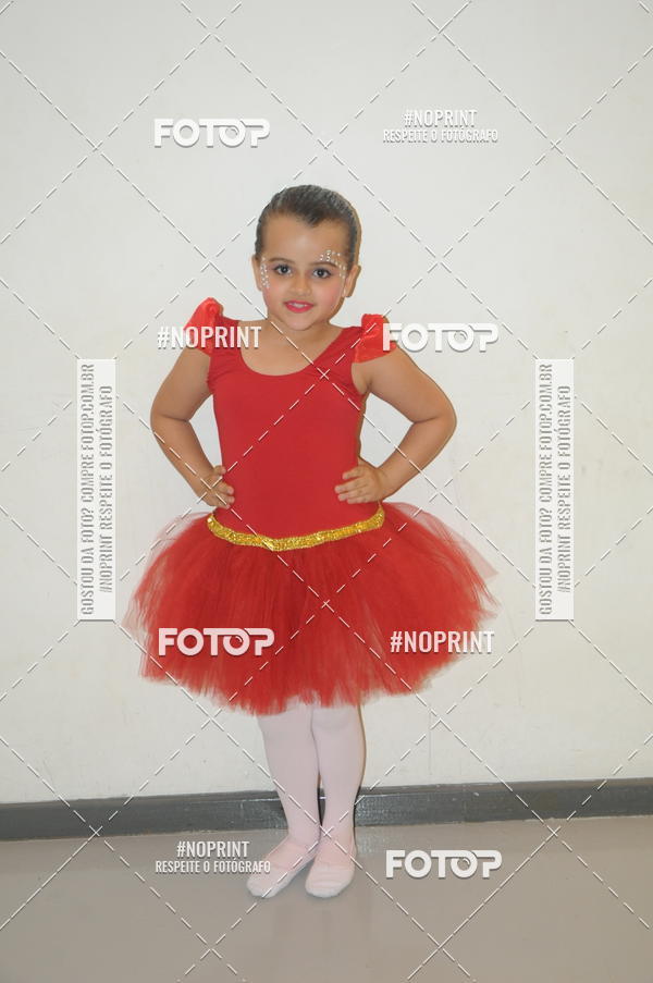 Buy your photos of the eventJardim Secreto - Espetaculo de Dana on Fotop