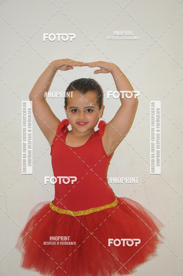 Buy your photos of the eventJardim Secreto - Espetaculo de Dana on Fotop