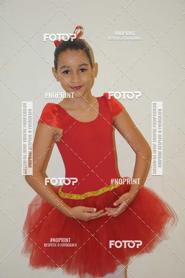 Buy your photos of the eventJardim Secreto - Espetaculo de Dana on Fotop