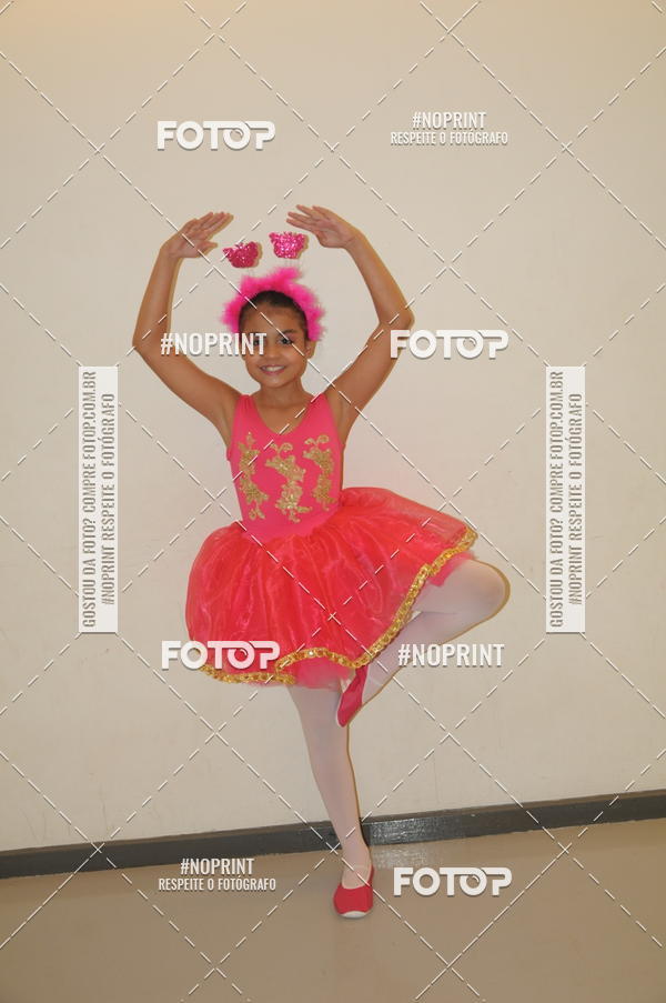 Buy your photos of the eventJardim Secreto - Espetaculo de Dana on Fotop