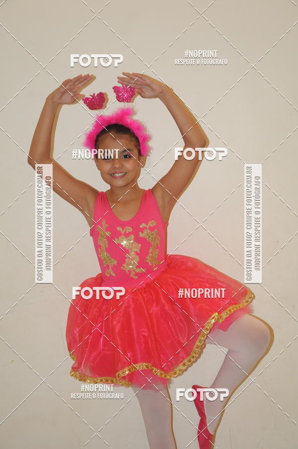 Buy your photos of the eventJardim Secreto - Espetaculo de Dana on Fotop