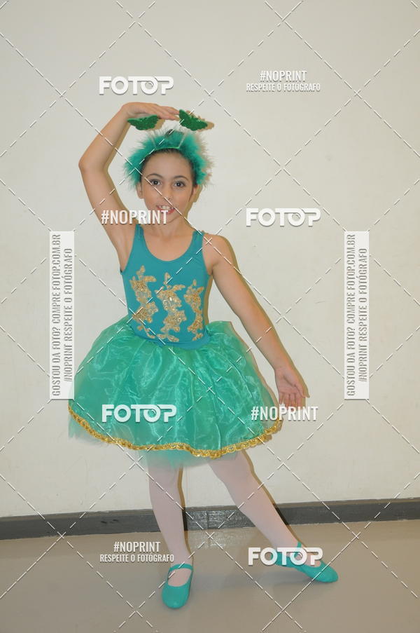 Buy your photos of the eventJardim Secreto - Espetaculo de Dana on Fotop