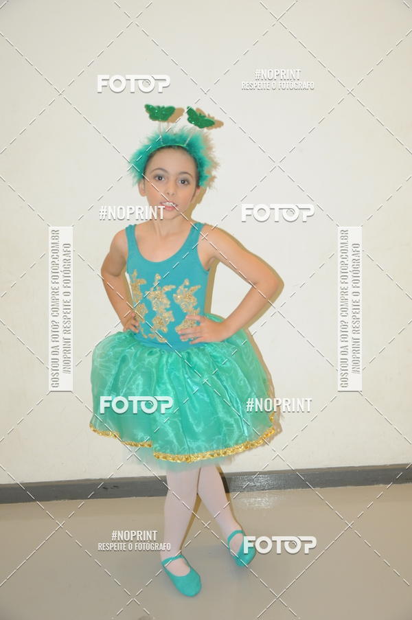 Buy your photos of the eventJardim Secreto - Espetaculo de Dana on Fotop