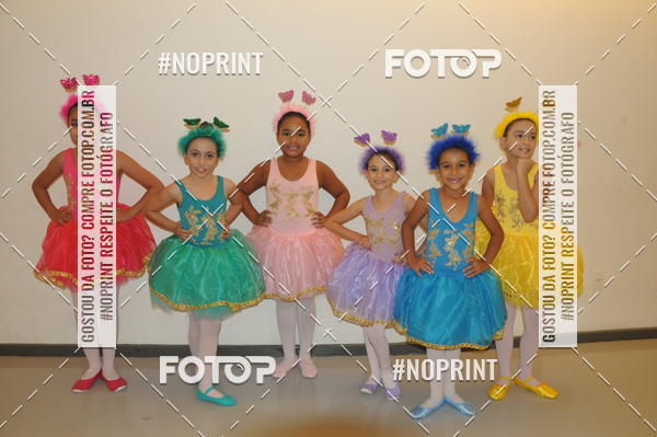 Buy your photos of the eventJardim Secreto - Espetaculo de Dana on Fotop