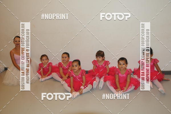 Buy your photos of the eventJardim Secreto - Espetaculo de Dana on Fotop
