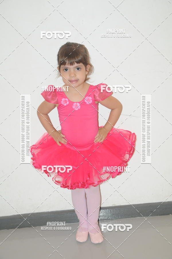 Buy your photos of the eventJardim Secreto - Espetaculo de Dana on Fotop