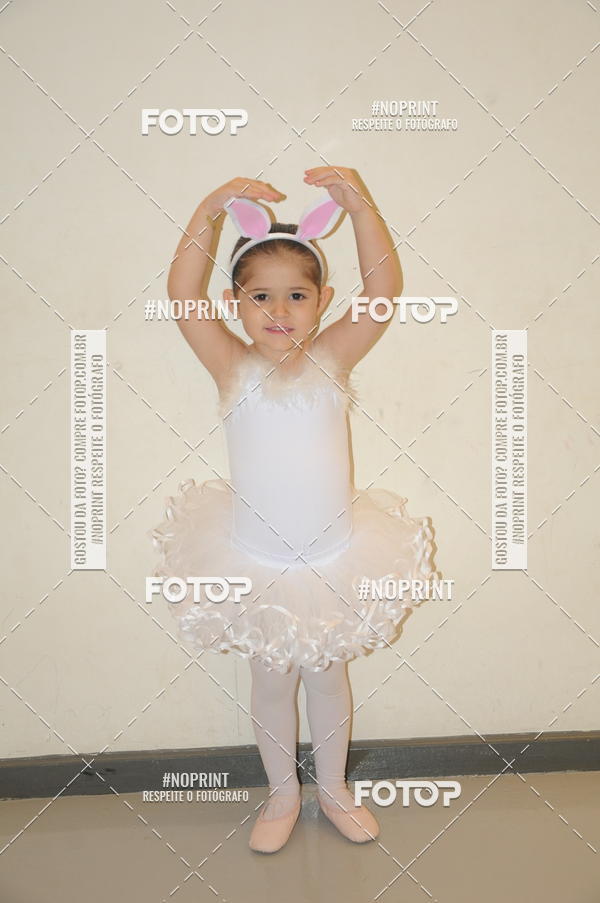 Buy your photos of the eventJardim Secreto - Espetaculo de Dana on Fotop