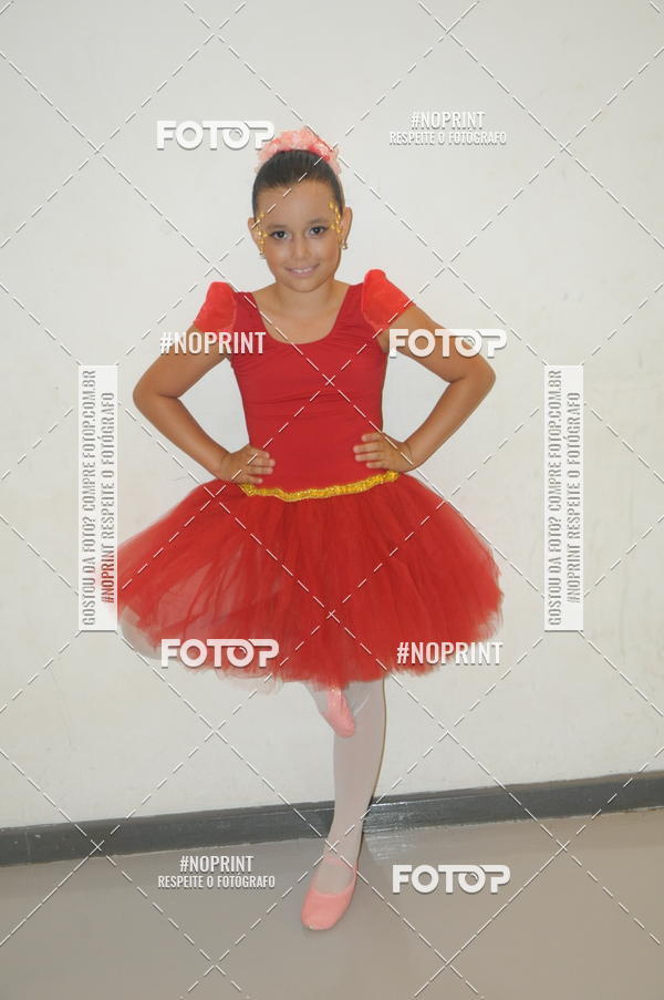 Buy your photos of the eventJardim Secreto - Espetaculo de Dana on Fotop