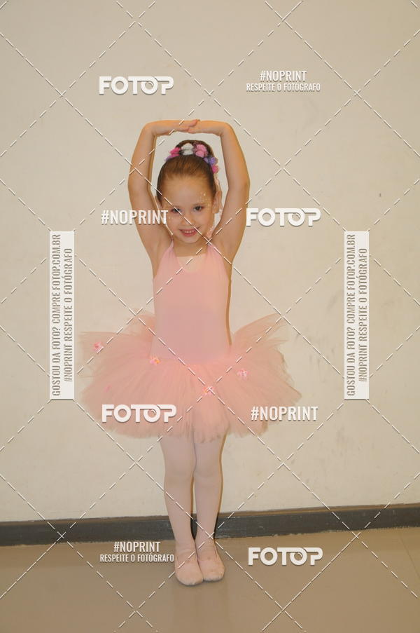 Buy your photos of the eventJardim Secreto - Espetaculo de Dana on Fotop