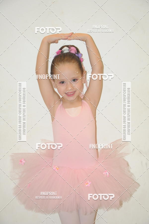 Buy your photos of the eventJardim Secreto - Espetaculo de Dana on Fotop